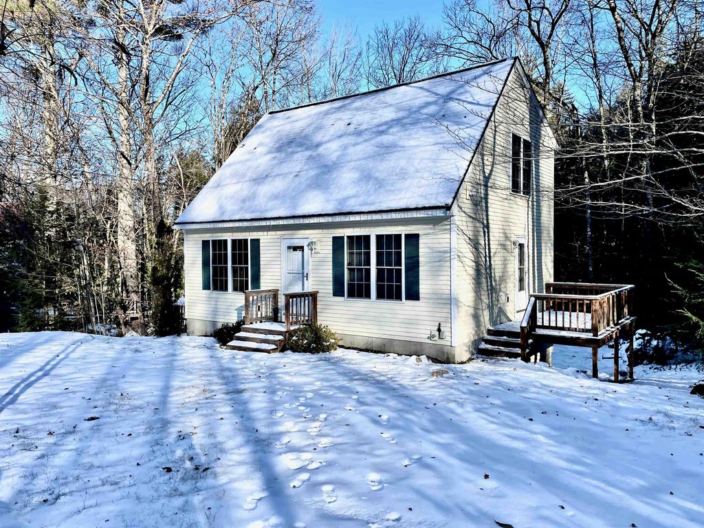 25 Brookside St, Conway, NH 03818