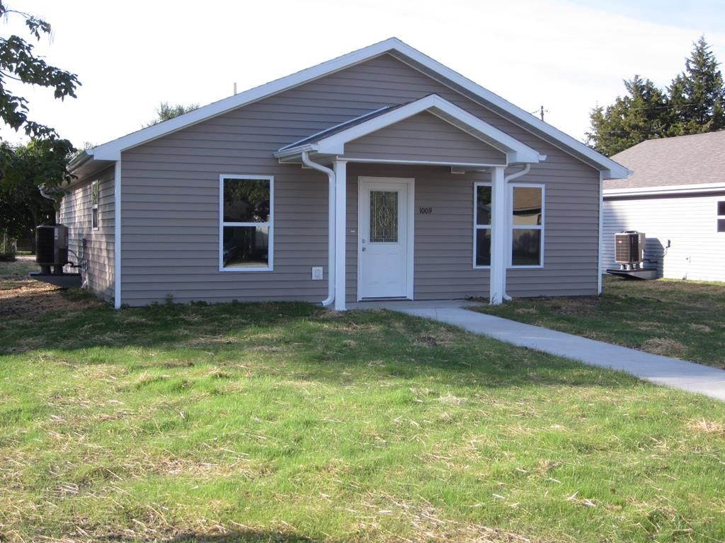 1009 Monroe St, Kirksville, MO 63501