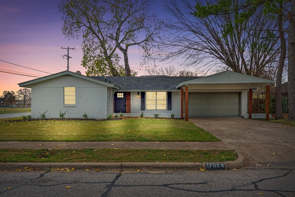 1702 Bristol Ct N, Irving, TX 75062