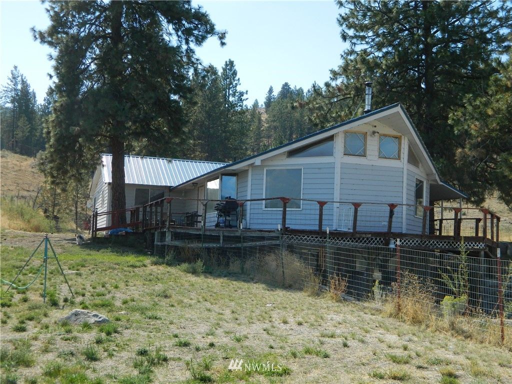 373 Talkire Lake Rd, Tonasket, WA 98855
