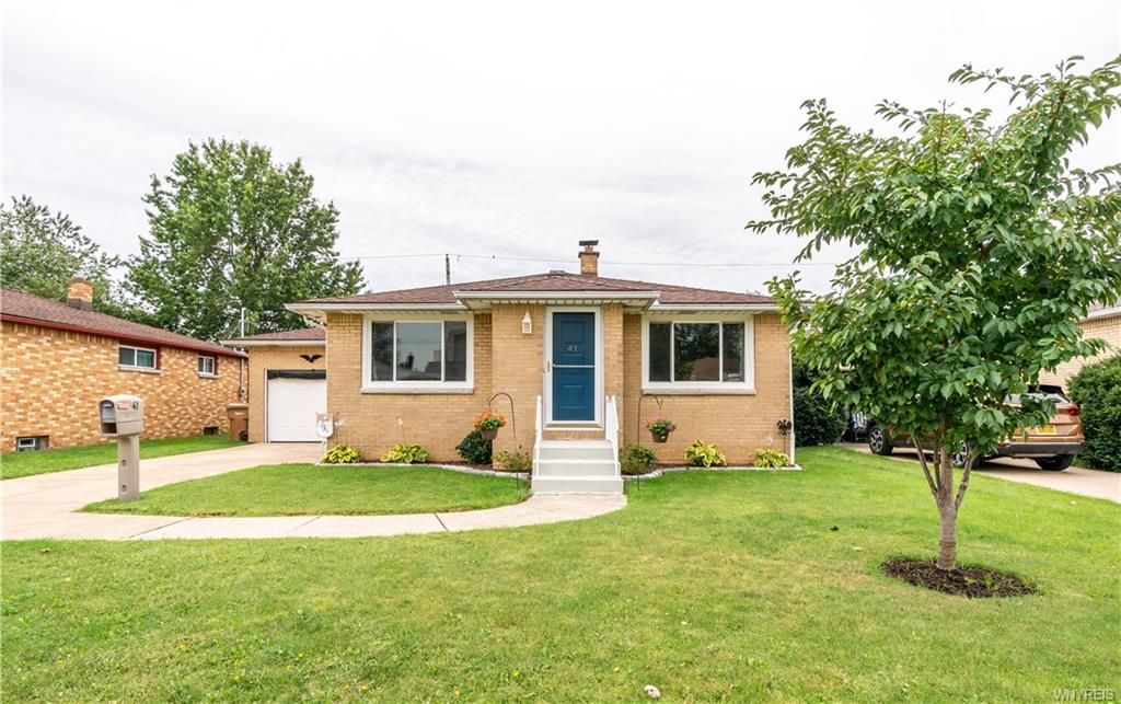 41 Kemp Ave, Buffalo, NY 14225