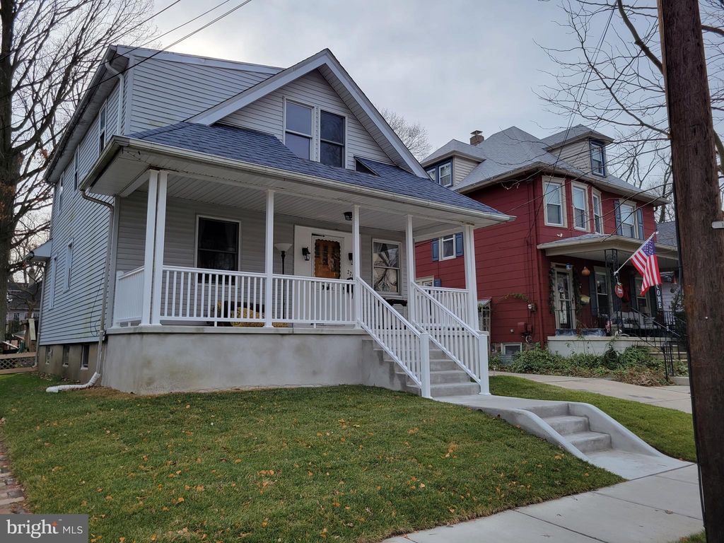 220 New Jersey Ave, Collingswood, NJ 08108