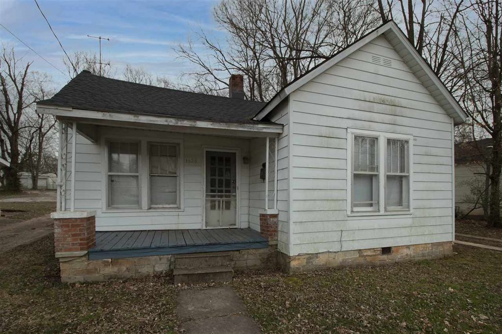 1328 Stubbins St, Bowling Green, KY 42101