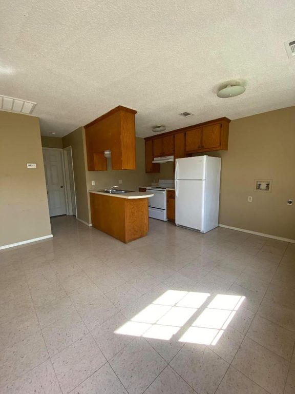 687 Jill Bono, AR Trulia