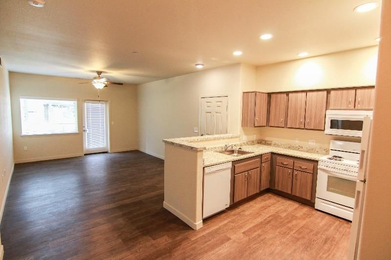 1080 E Lassen Ave, Chico, CA 95973