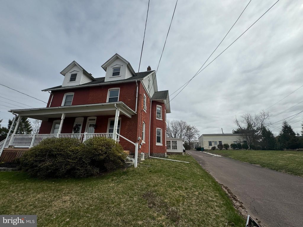 242 W Broad St, Quakertown, PA 18951 MLS PABU2067616 Trulia