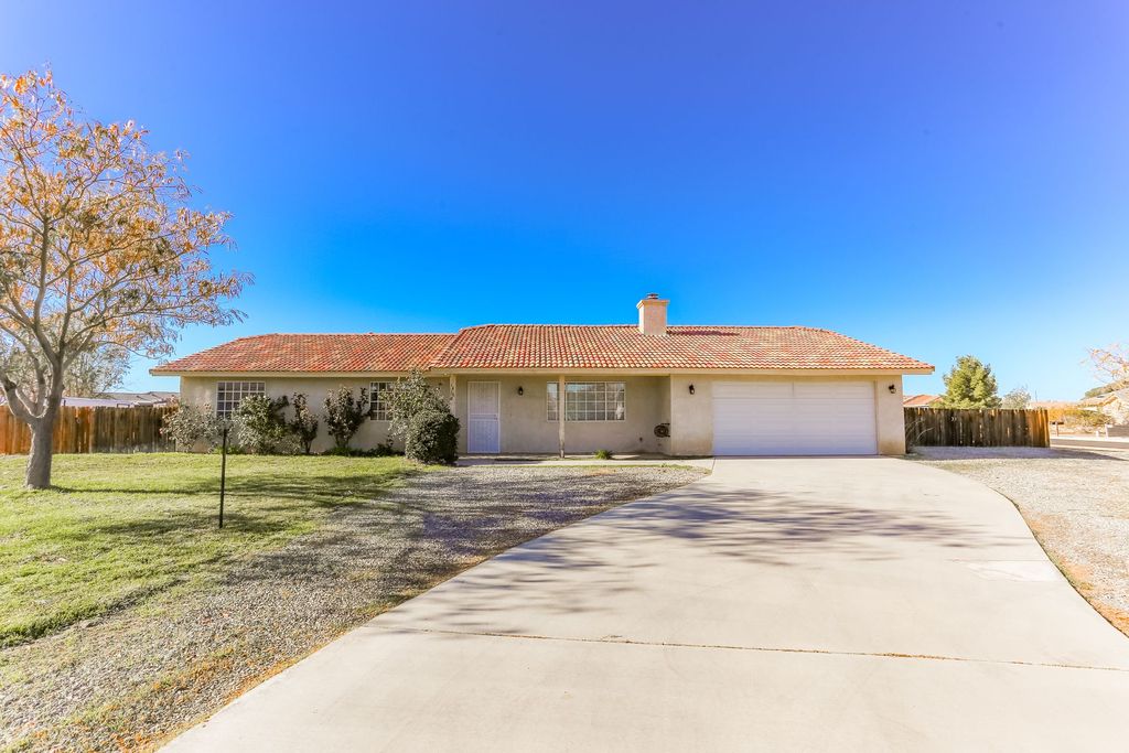 14168 Tu Su Cir, Apple Valley, CA 92307