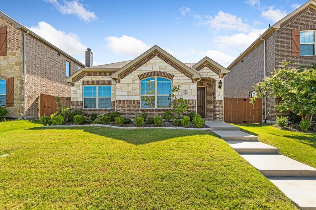 4117 Portrush Dr, Heartland, TX 75126