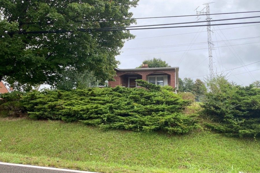 633 Maple St 633, Glade Spring, VA 24340 Trulia