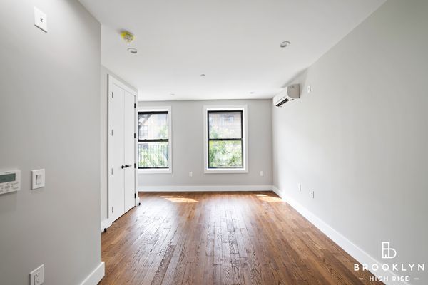 695 Beck St #3A, Bronx, NY 10455