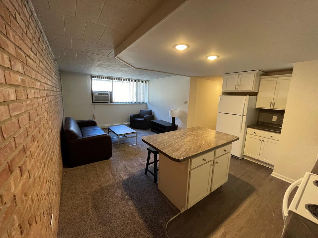 206-321 Bogue St #206, East Lansing, MI 48823