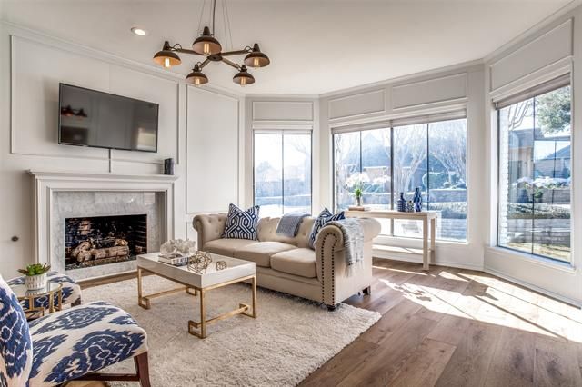 8110 Old Moss Rd, Dallas, TX 75231