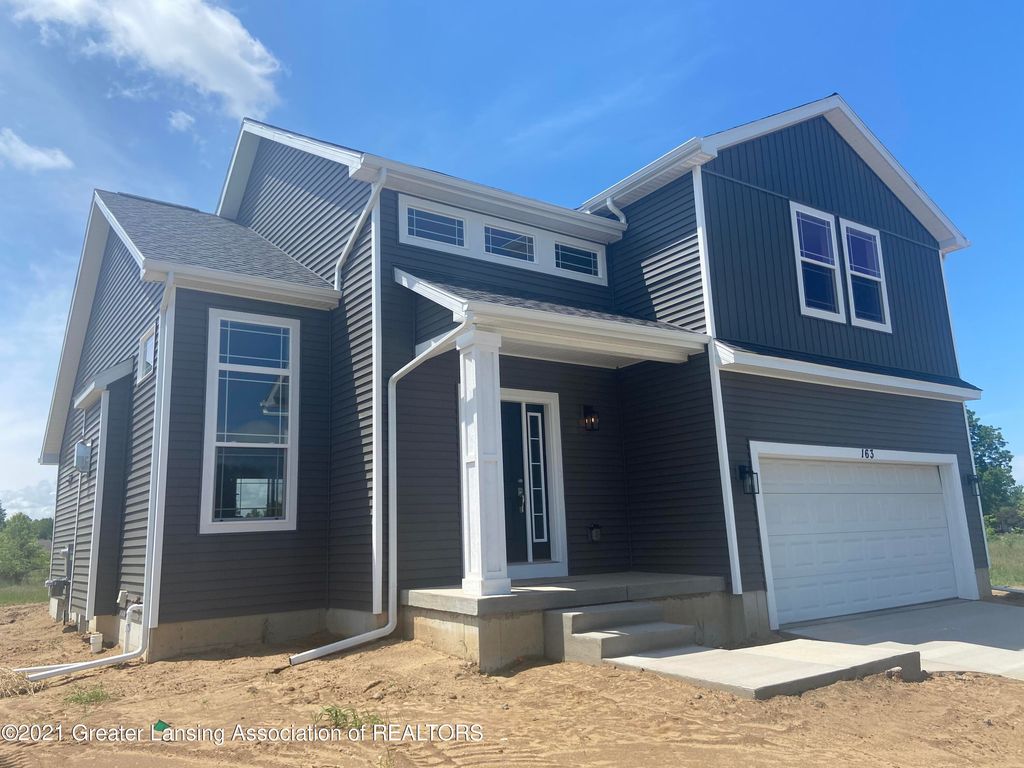86 Dickens Rd, Spring Arbor, MI 49283