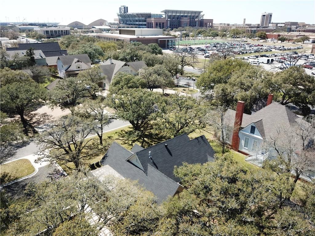 107 Pershing Ave, College Station, TX 77840
