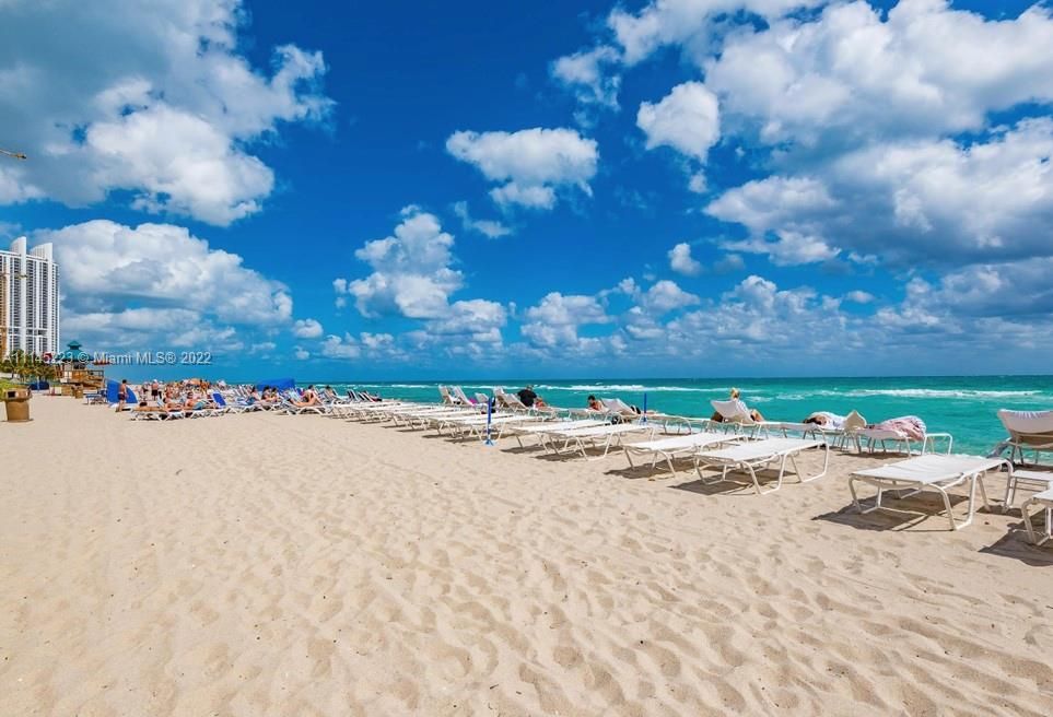 17315 Collins Ave #1604, North Miami Beach, FL 33160