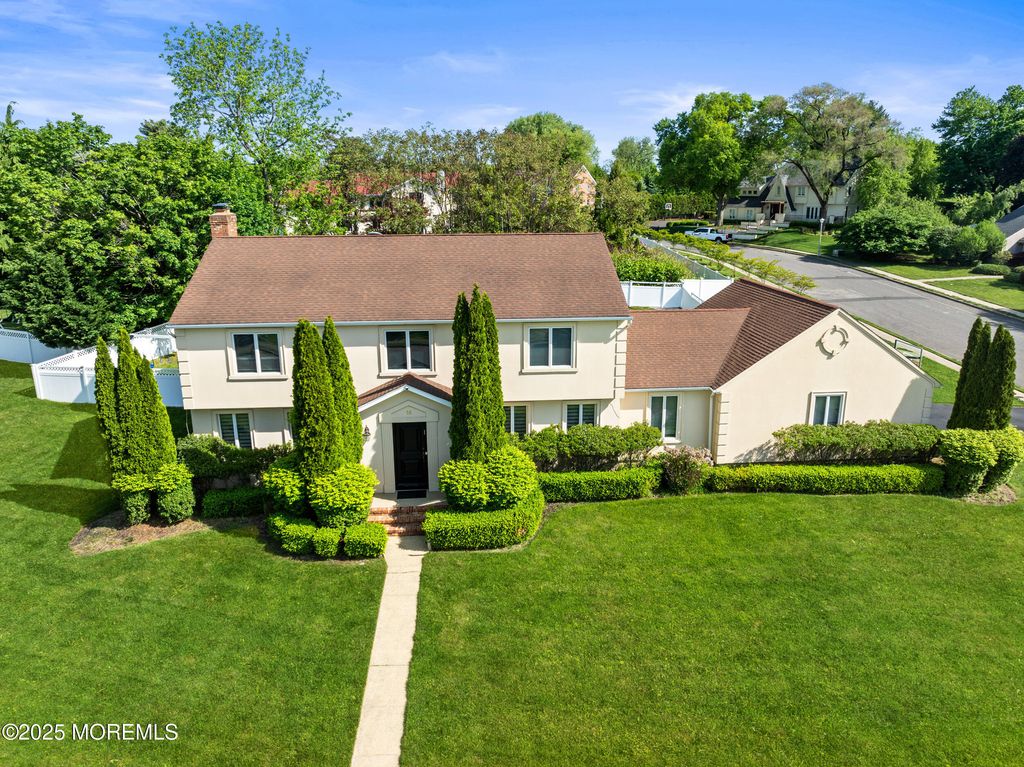 16 Bridle Drive, West Long Branch, NJ 07764