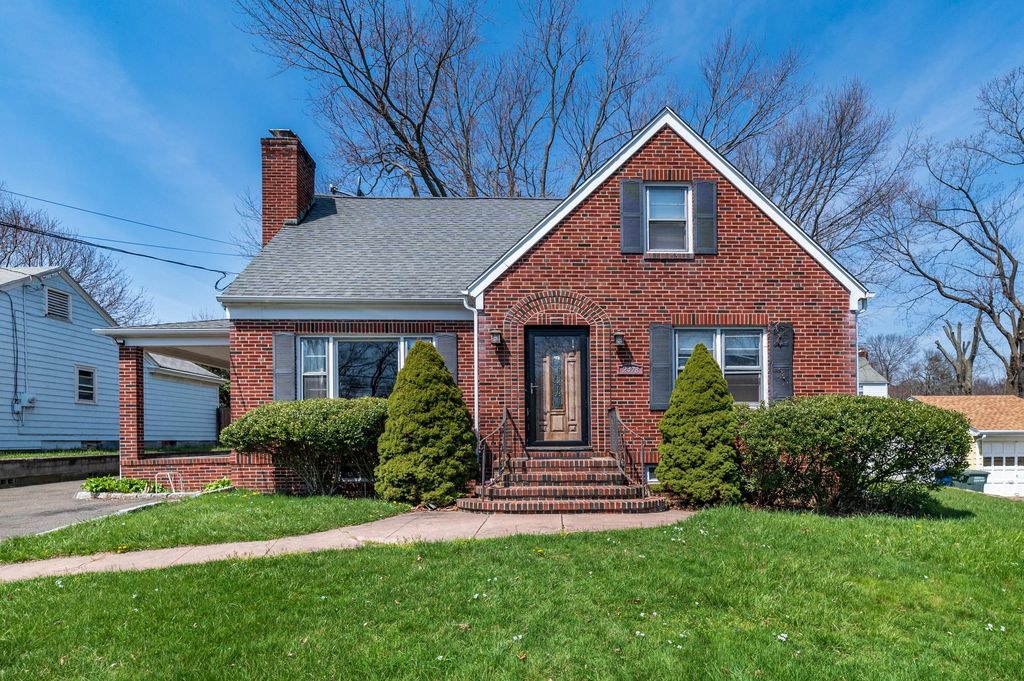 2478 Old Town Rd, Bridgeport, CT 06606 Trulia