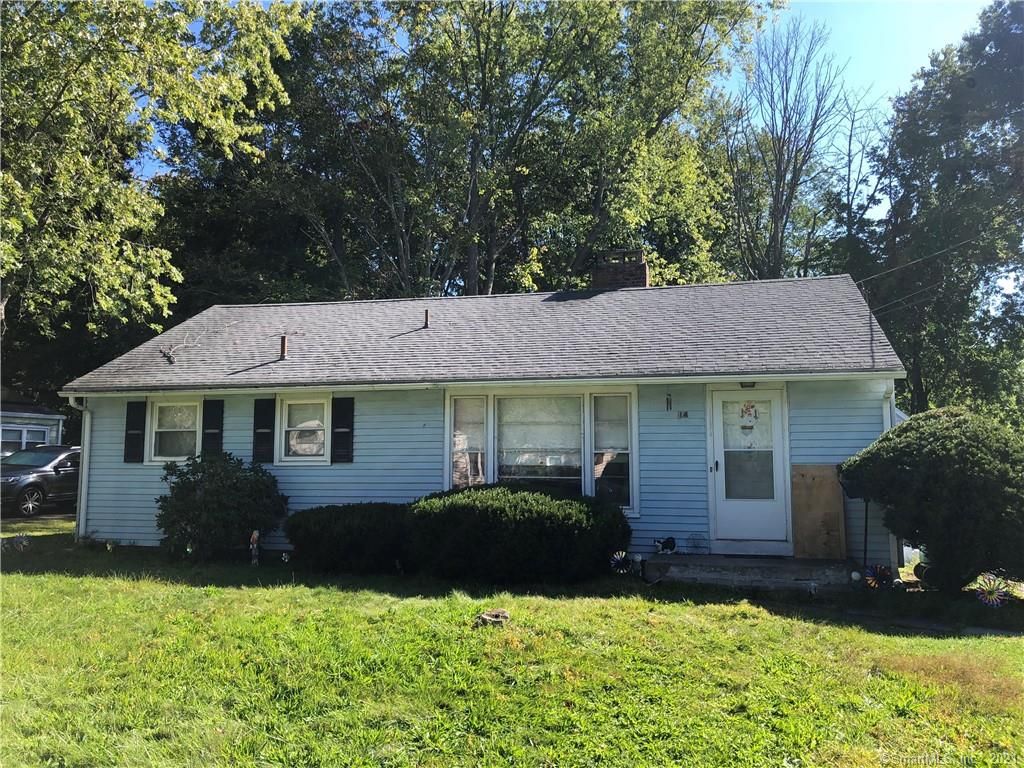 14 Cottage Grove Cir, Bloomfield, CT 06002