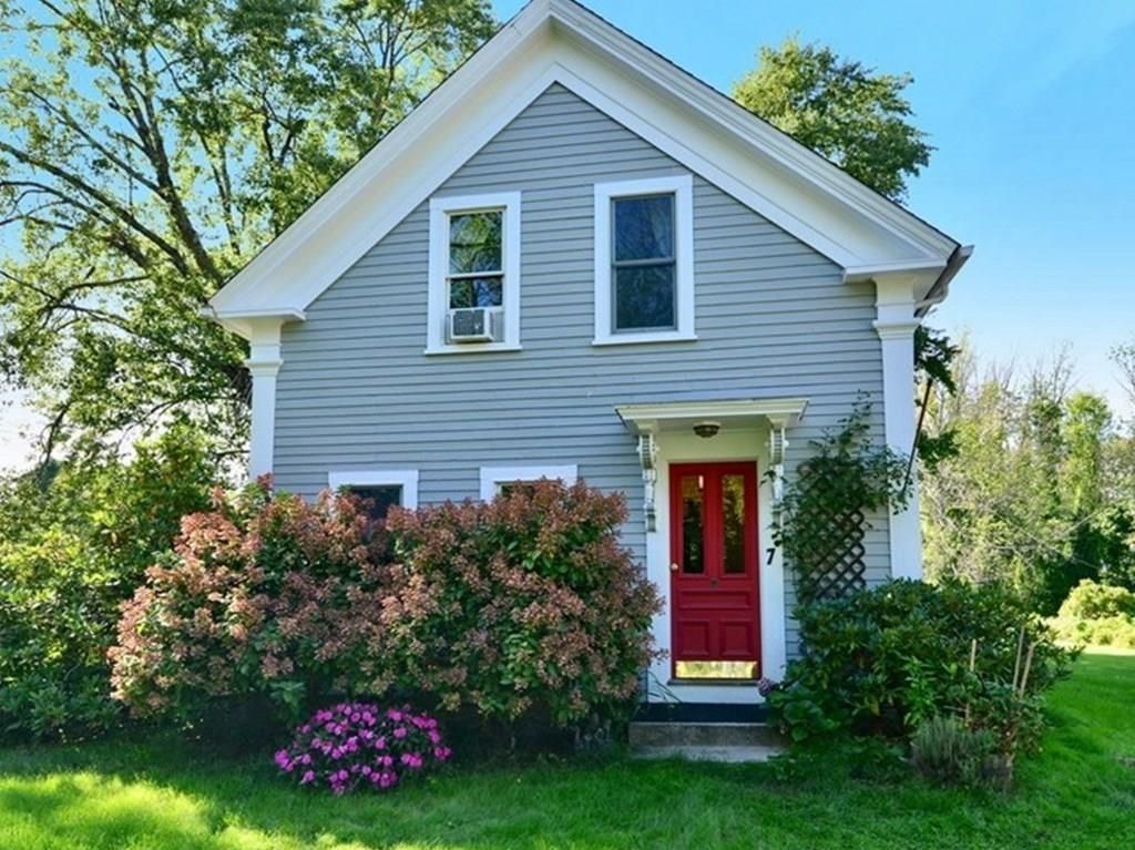 7 Bates St, Mendon, MA 01756 Trulia
