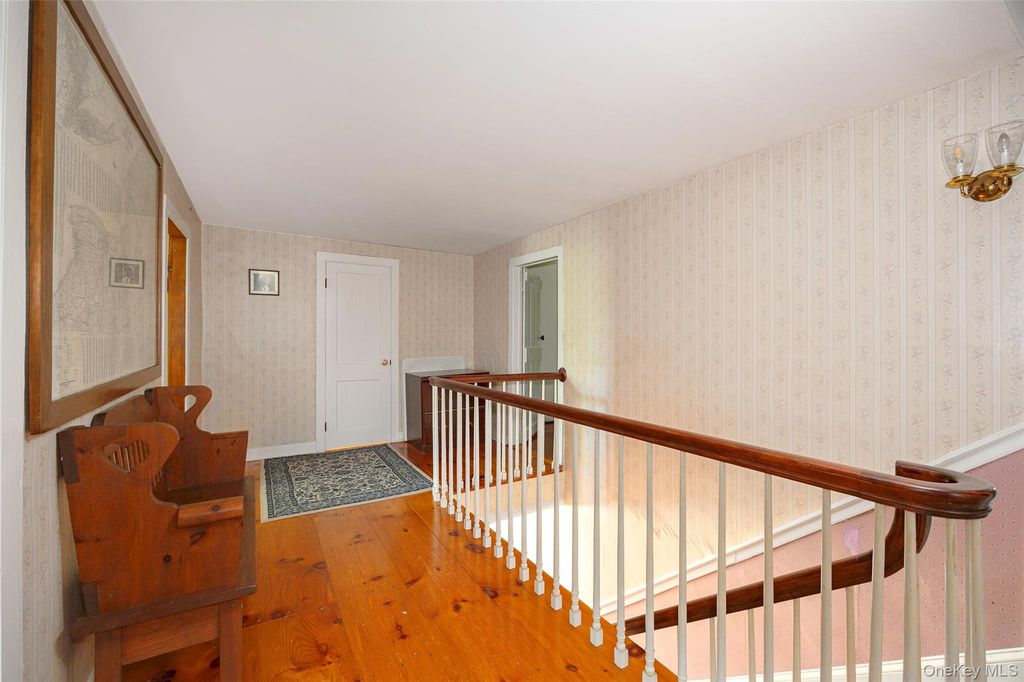 view 31st full size image of this home