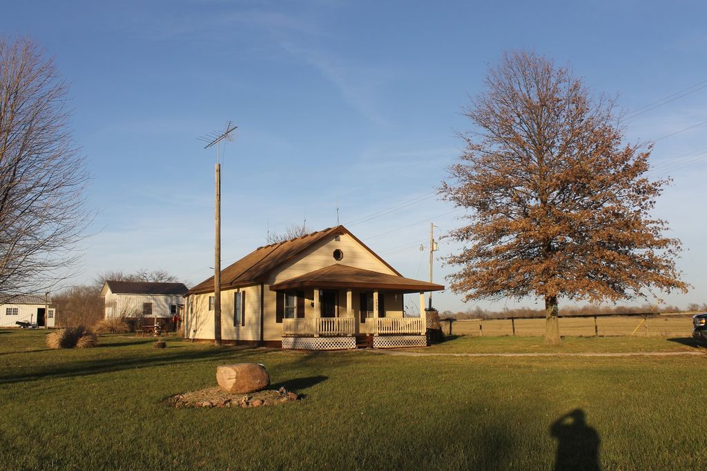 7996 NE Redwood Ln, Cameron, MO 2 Bed, 1 Bath SingleFamily Home 11