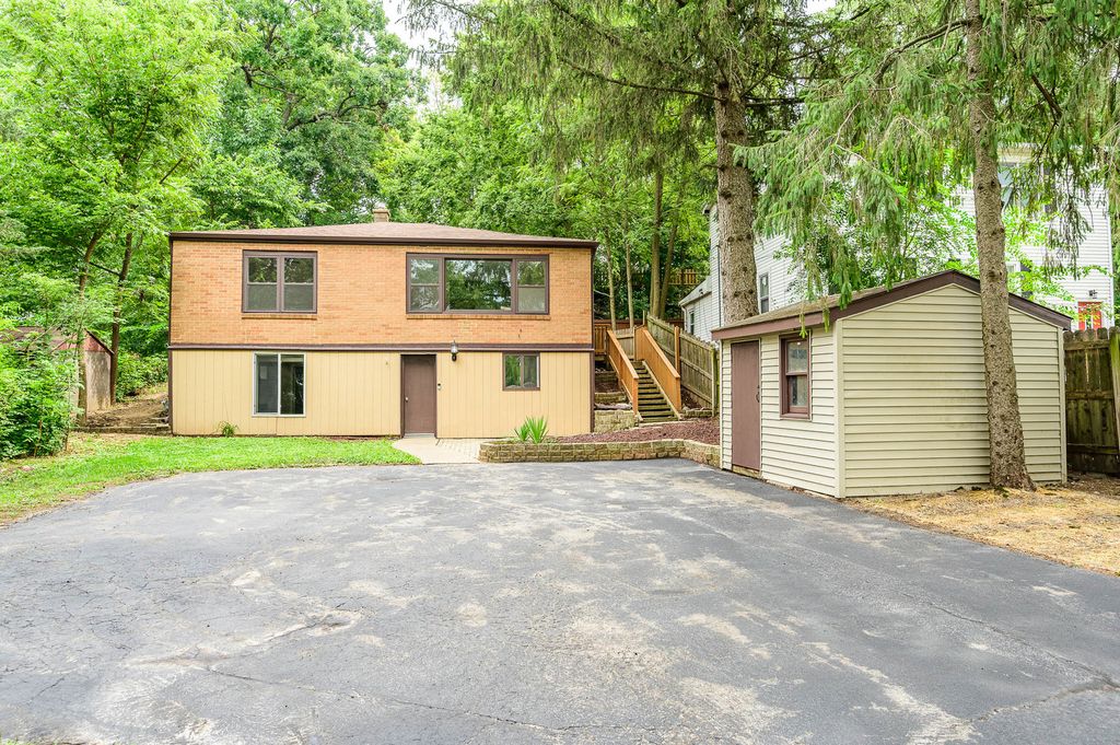 43 S Holly Ave, Fox Lake, IL 60020 Trulia