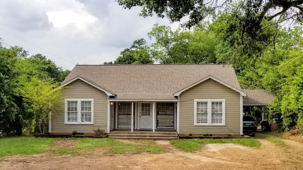 2021A Center Rd, Nacogdoches, TX 3 Bed, 2 Bath SingleFamily Home