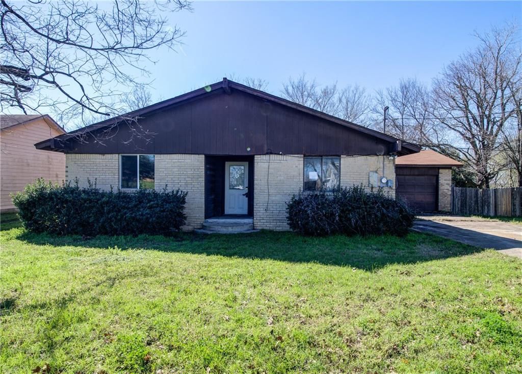 320 M L K Dr, Elgin, TX 78621 Trulia