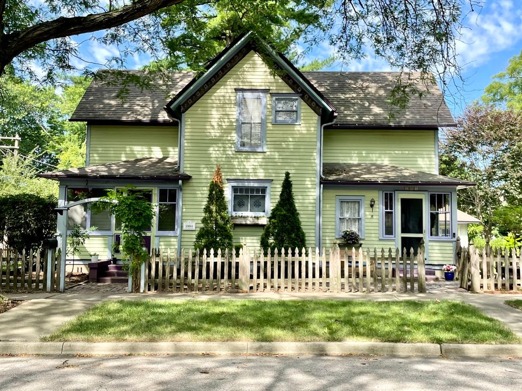 106 N Porter St, Elgin, IL 60120 Trulia