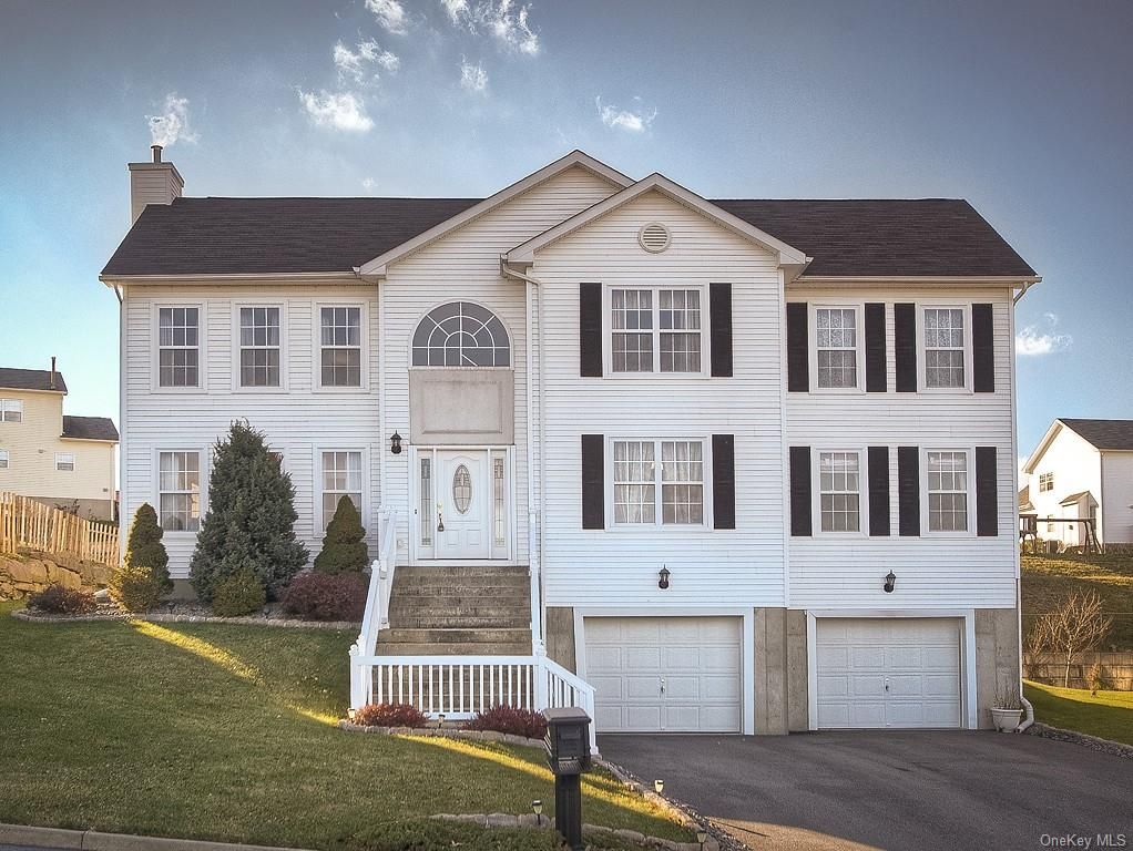 206 E Meadow Wind Lane, Newburgh, NY 12550 Trulia