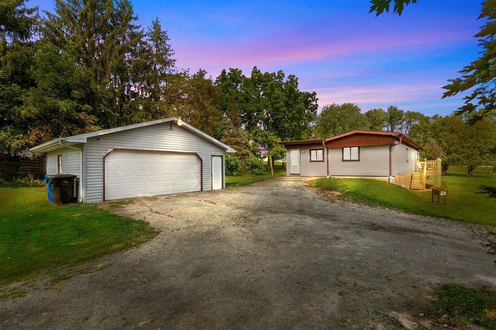 N3029 COUNTY RD E, Freedom, WI 54913