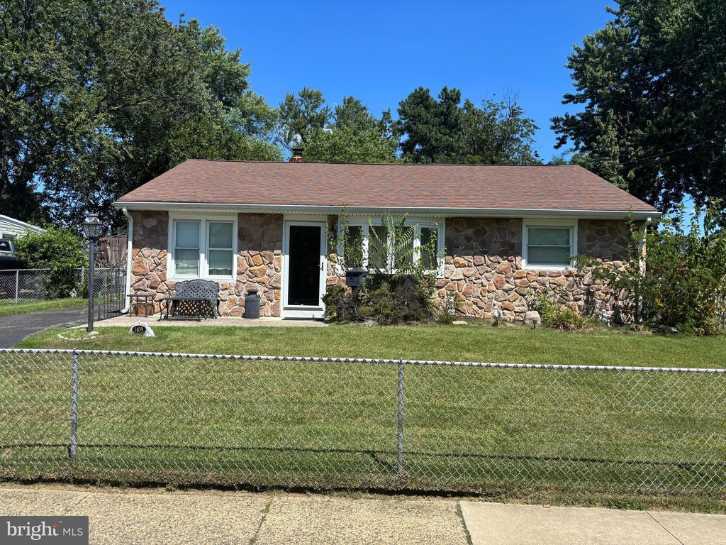 1409 Thompson Ave, Gloucester City, NJ 08030 MLS# NJCD2100746