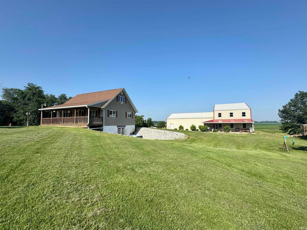1732 S  275 W, Bloomfield, IN 47424