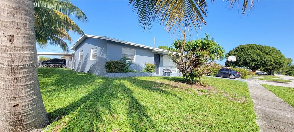 2701 NW 26th Ave, Oakland Park, FL 33311