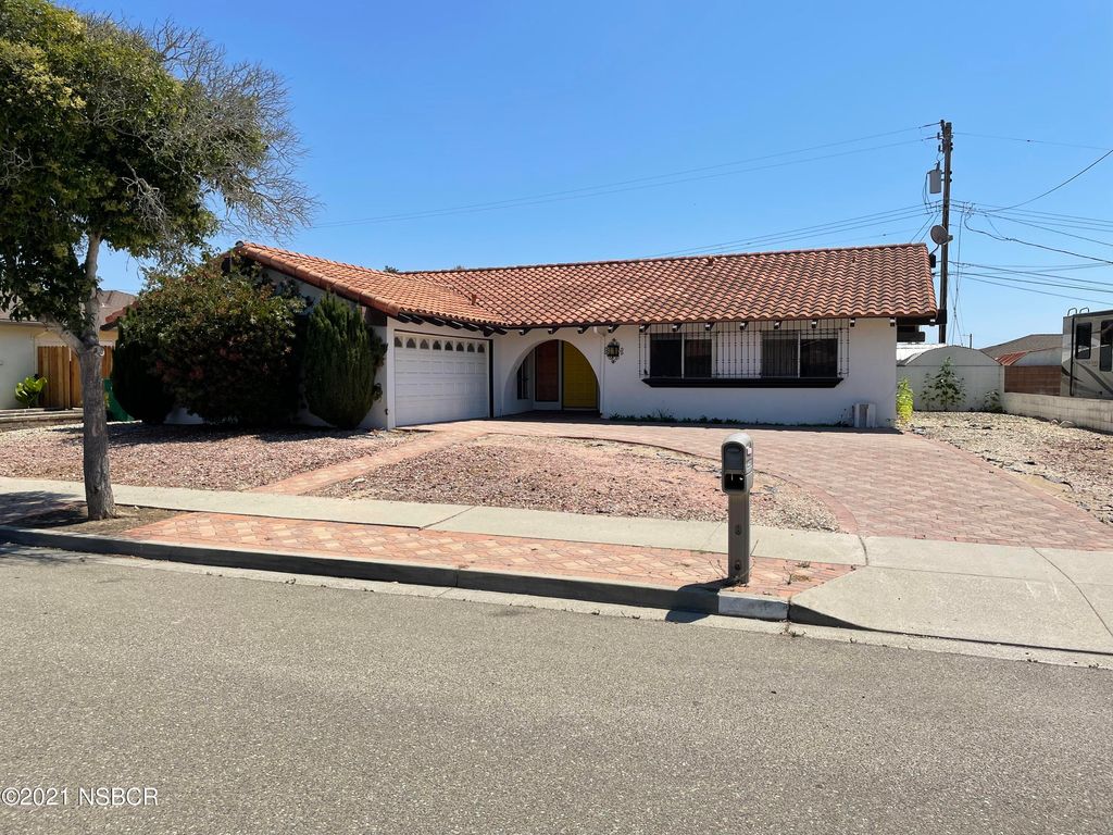 4433 Sirius Ave, Lompoc, CA 93436