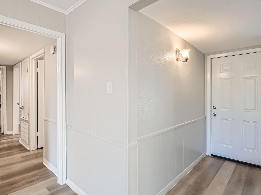 7402 Battlewood Dr, Houston, TX 77040