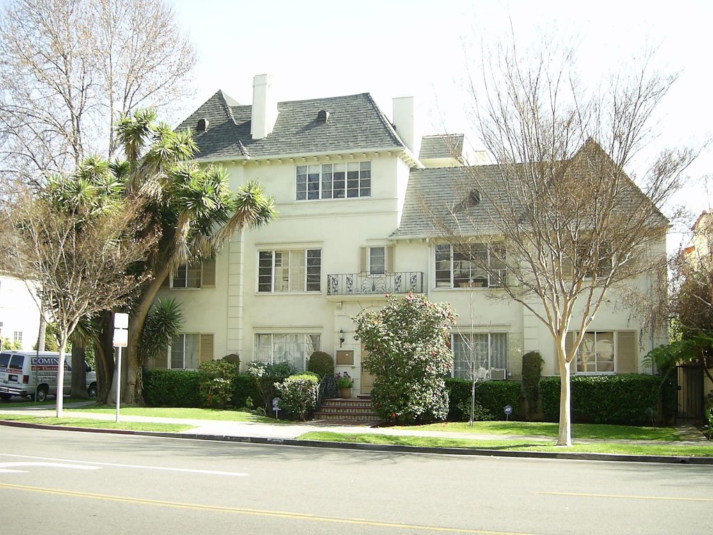 200 S  Spalding Dr   #D, Beverly Hills, CA 90212