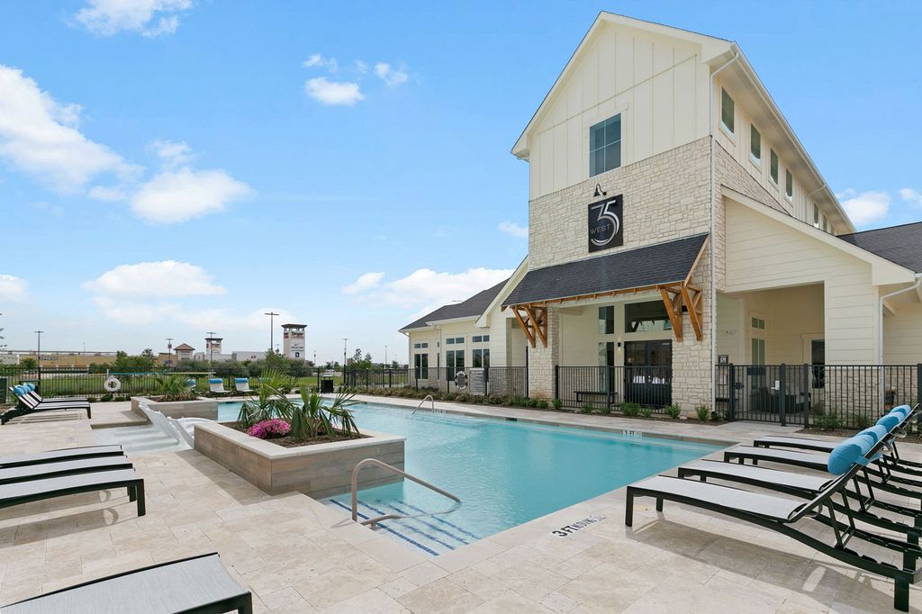 3650 Outlet Blvd, Fort Worth, TX 76177