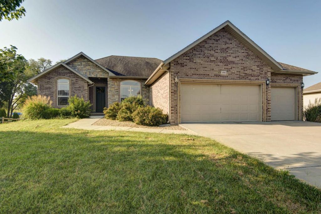 4582 E Fox Run Dr, Springfield, MO 65802 Trulia