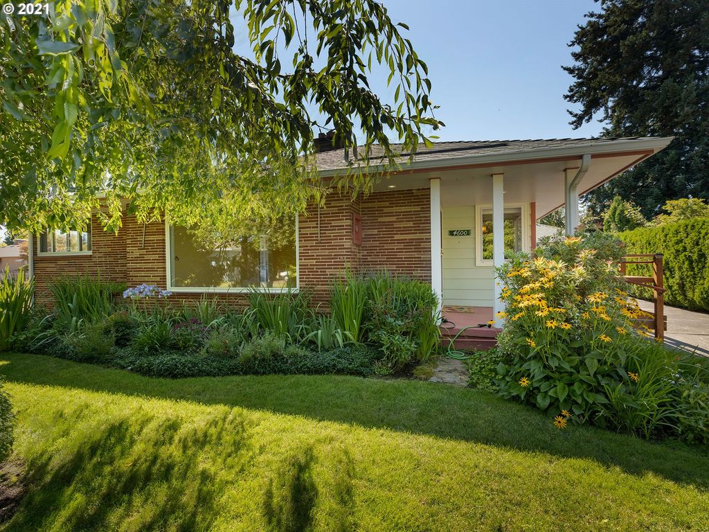 4600 NW Harney St, Vancouver, WA 98663