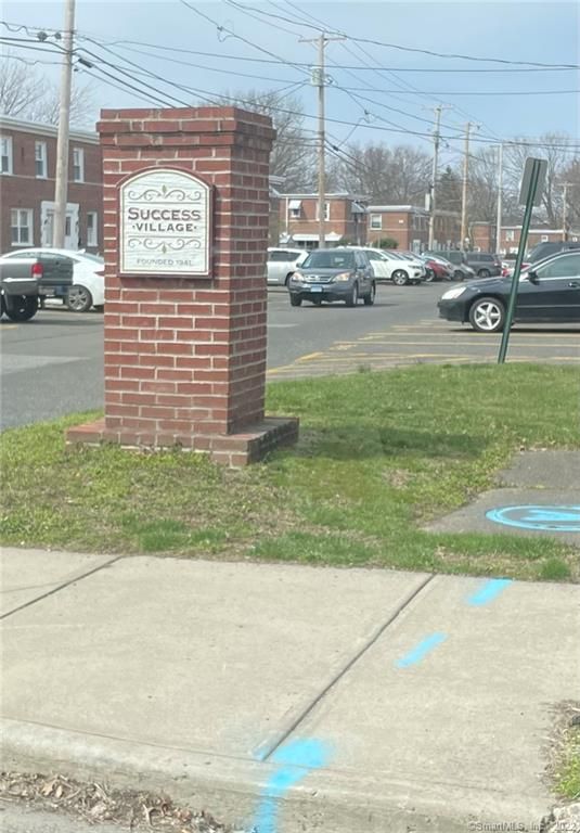 401 Granfielddlg #2, Bridgeport, CT 06610