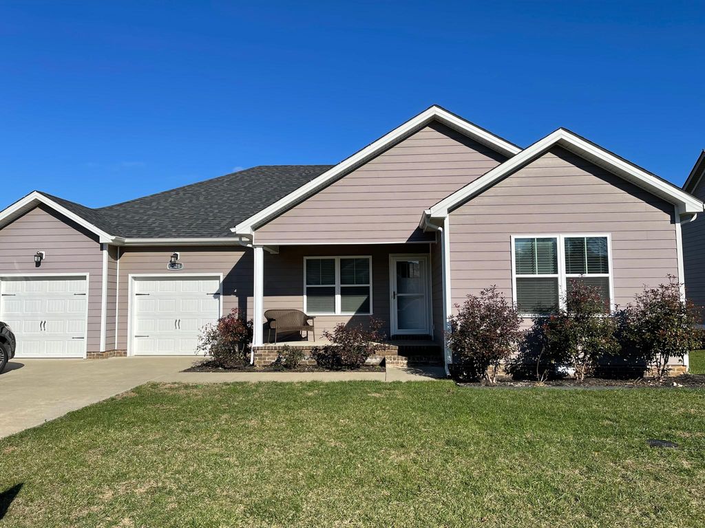 2928 Gunsmoke Trail Way, Bowling Green, KY 42101