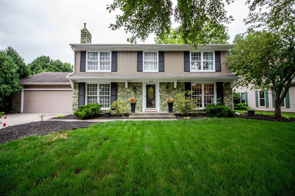 5616 Woodhurst Blvd, Fort Wayne, IN 46807