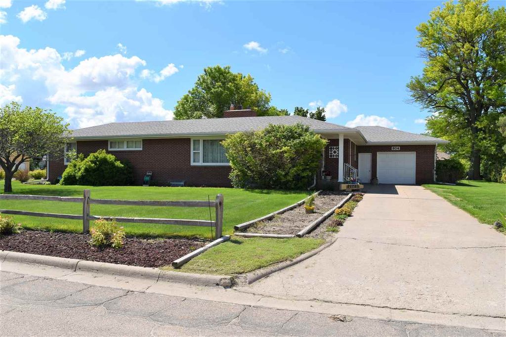 804 W Cedar St, Oberlin, KS 67749