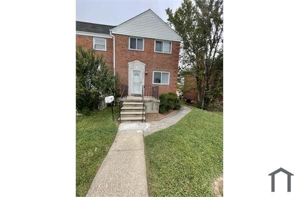 1360 Deanwood Rd, Parkville, MD 21234