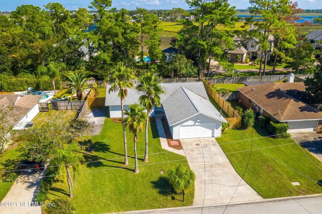 4219 Seabreeze Dr, Jacksonville, FL 32250