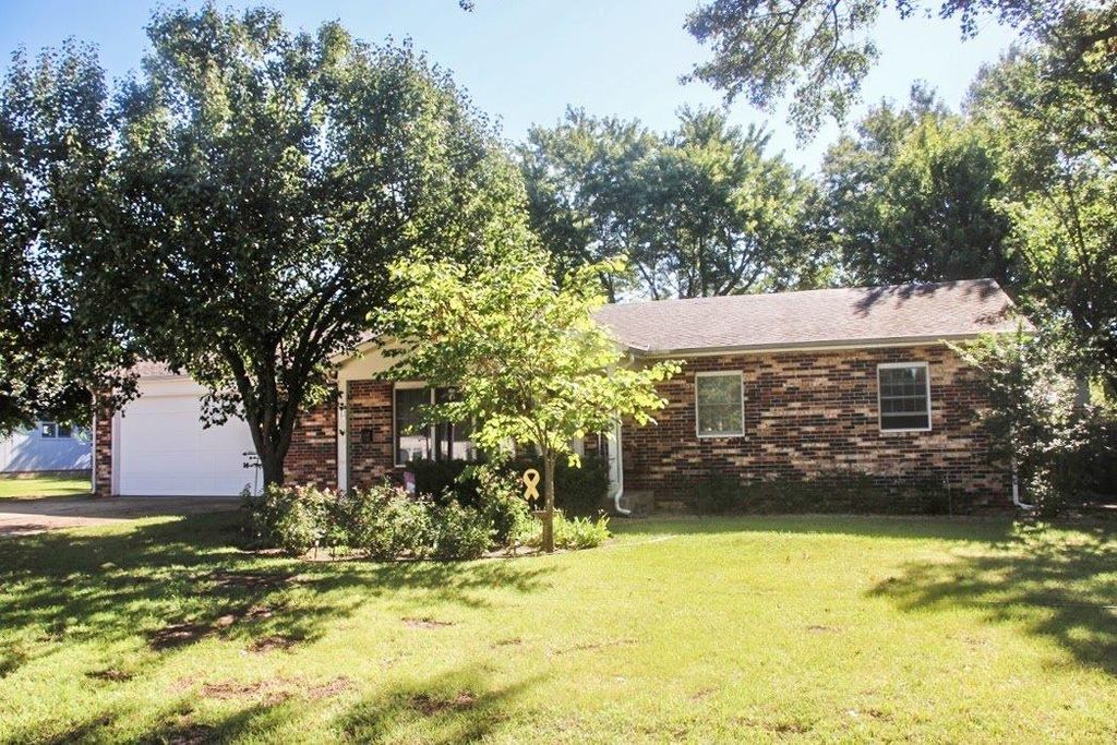 14 Century Pkwy, Neodesha, KS 66757 Trulia