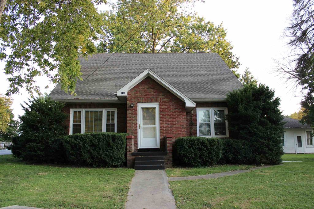 205 W Main St, Tallula, IL 62688 Trulia