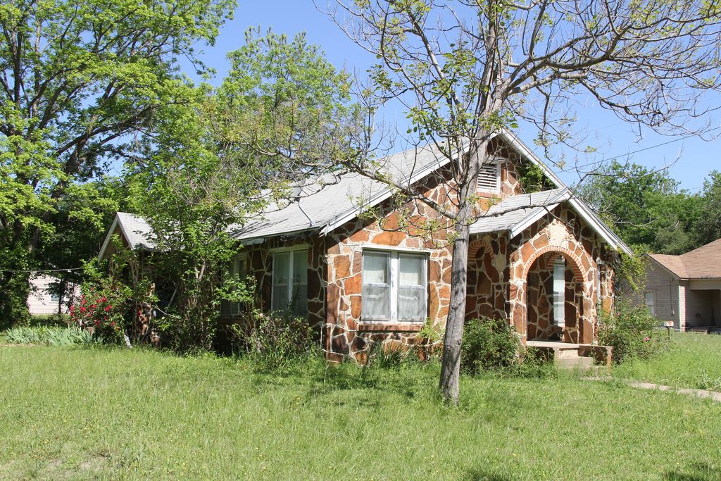104 N Price St, Hamilton, TX 76531 Trulia