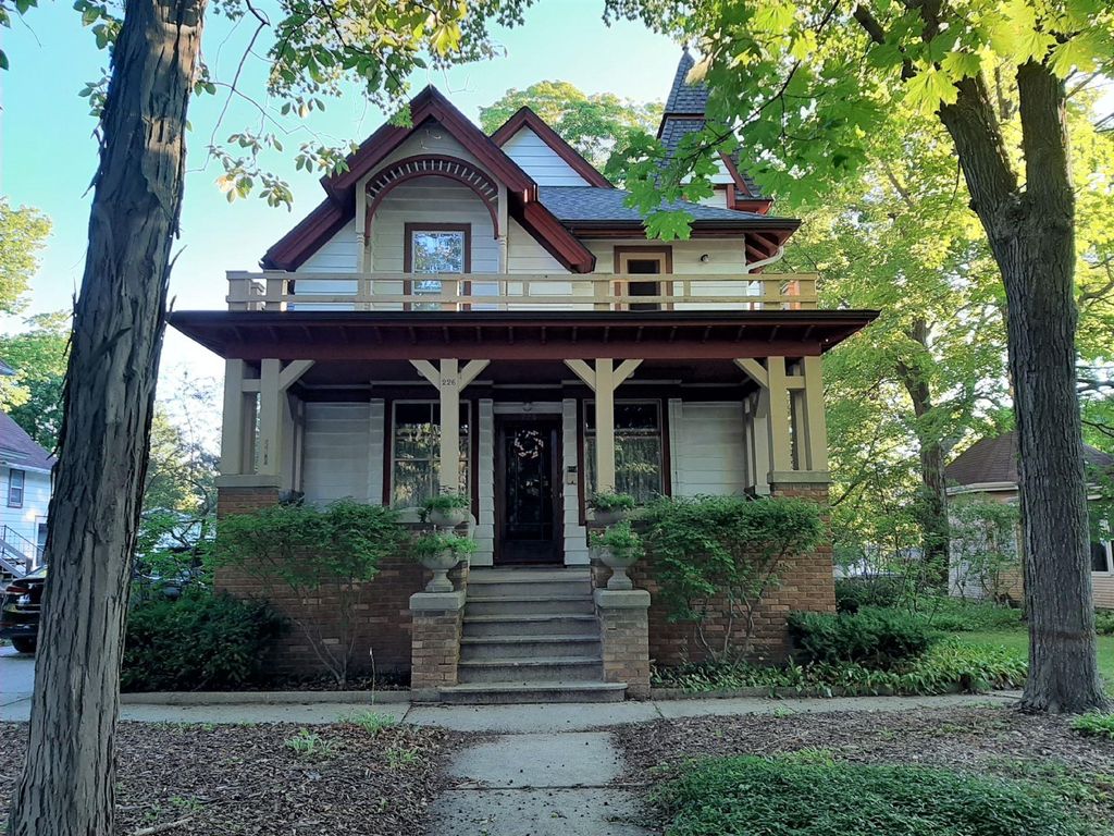 226 Forest Ave, Plymouth, WI 53073 Trulia
